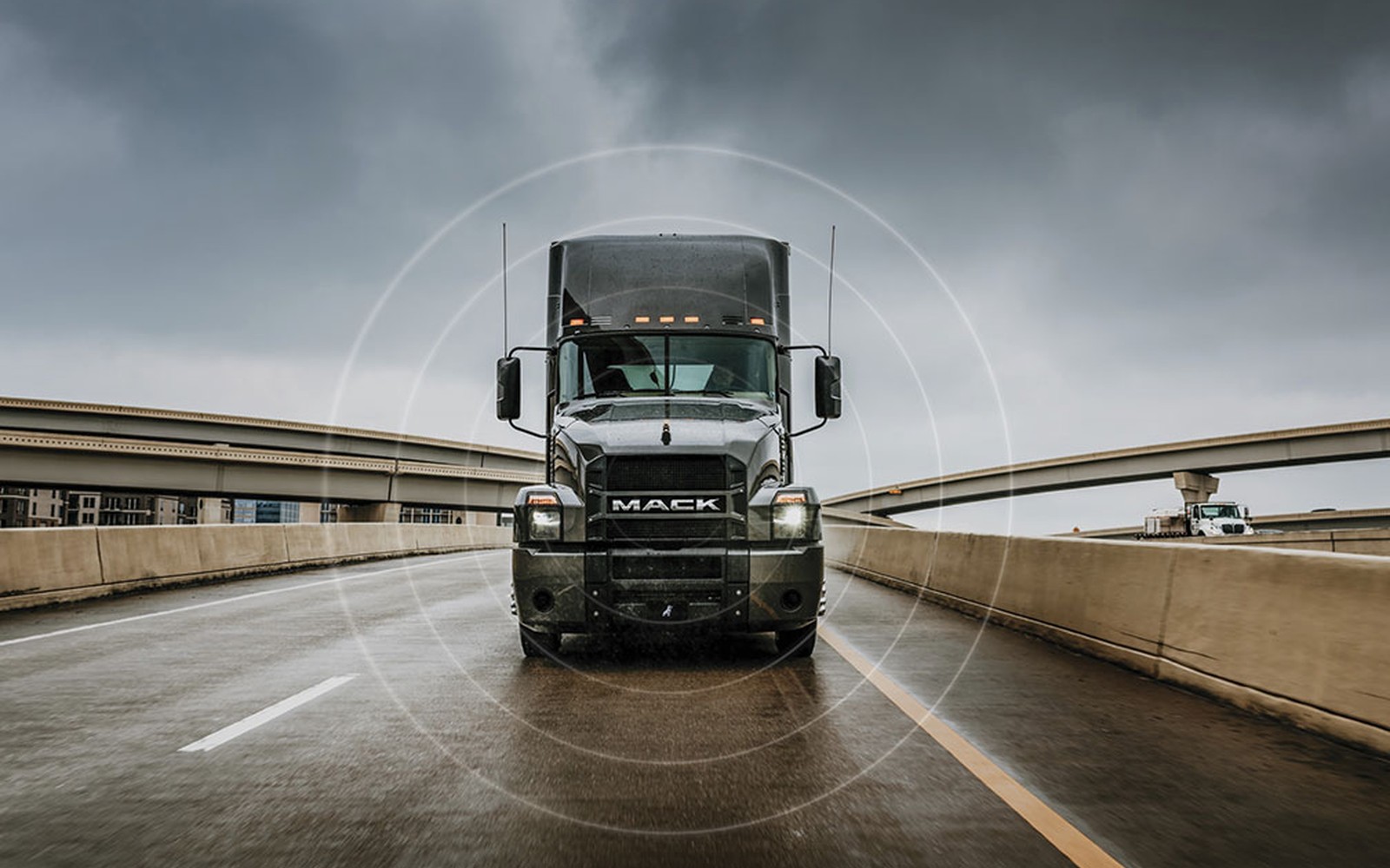 Mack Pinnacle Fleet Financing